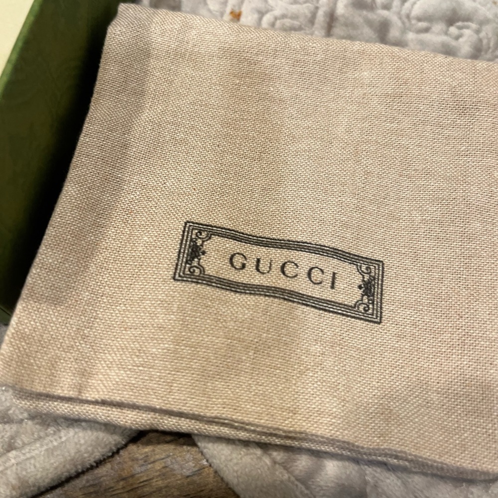 Silver Gucci necklace - Picture 2 of 5